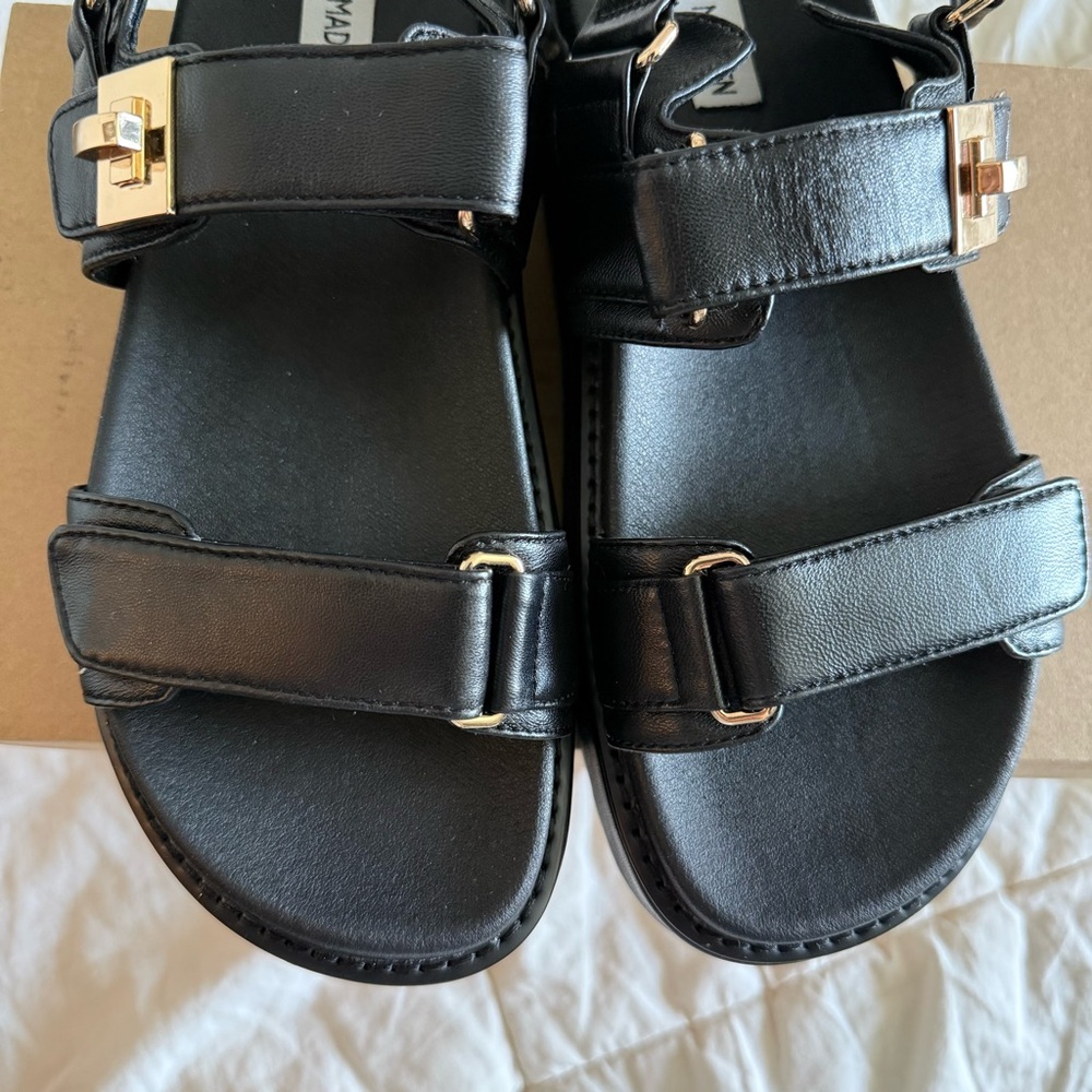 Steve Madden Black Platform Velcro Sandals with Gold Accent 9.5 - Picture 3 of 6
